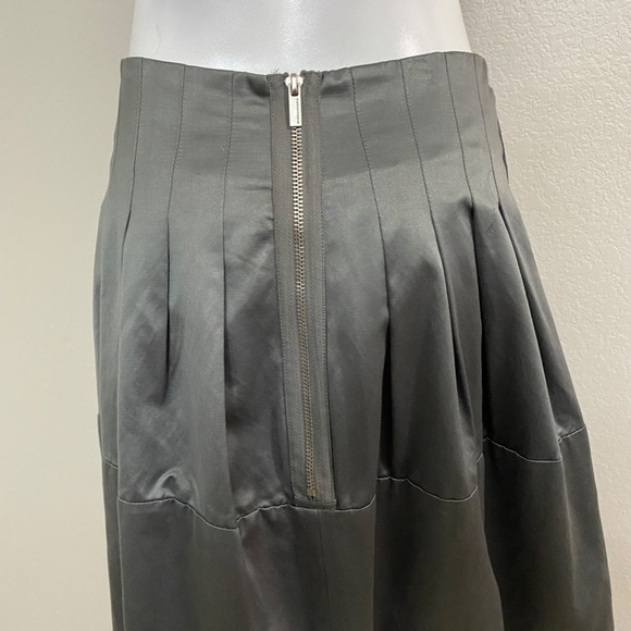 NWOT BCBG Satin Gray Skirt - Picture 6 of 10